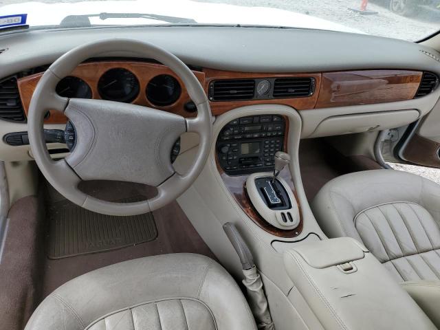 Фото 8 с аукциона – 2000 JAGUAR XJ8 с VIN SAJDA14C9YLF06773