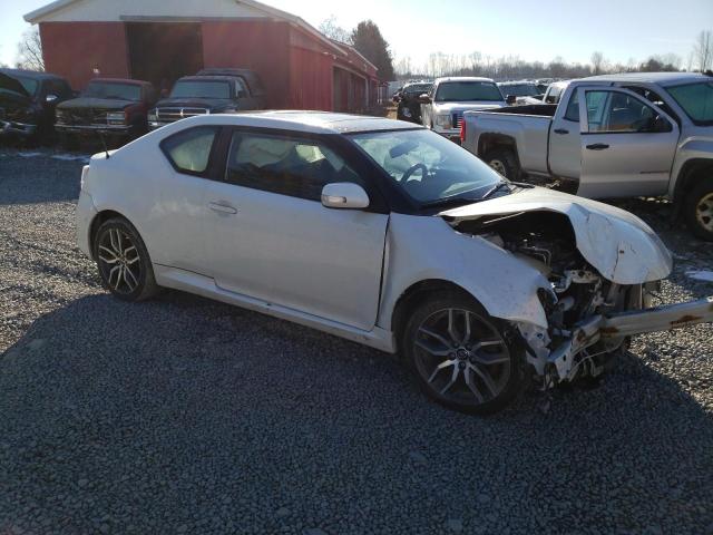 Photo 4 from auction – 2016 TOYOTA SCION TC with VIN JTKJF5C72GJ016254
