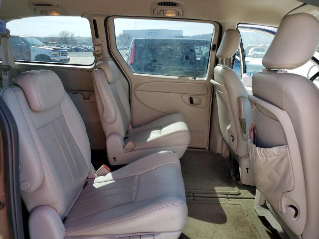 Photo 11 from auction – 2006 CHRYSLER TOWN & COU with VIN 2A4GP54L86R893491