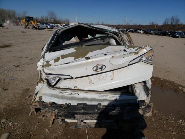Photo 6 from auction – 2017 HYUNDAI SONATA SE with VIN 5NPE24AF2HH446238