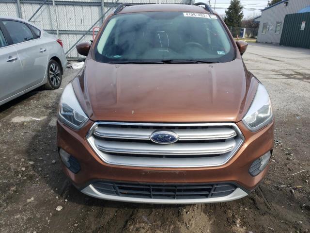 Photo 5 from auction – 2017 FORD ESCAPE SE with VIN 1FMCU9GD9HUD43632