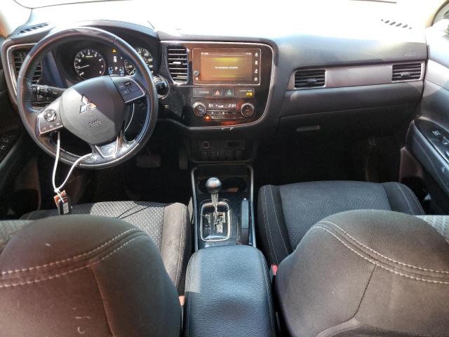 Photo 8 from auction – 2017 MITSUBISHI OUTLANDER with VIN JA4AD3A31HZ063709