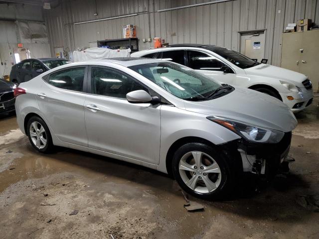 Photo 4 from auction – 2016 HYUNDAI ELANTRA SE with VIN 5NPDH4AE7GH765201