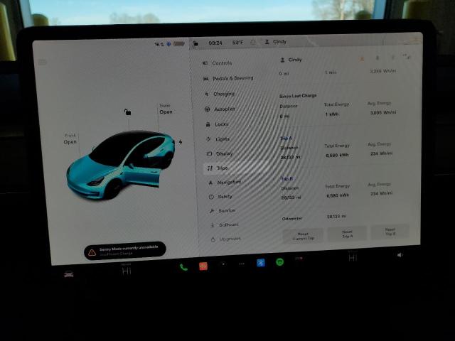 Photo 9 from auction – 2022 TESLA MODEL 3 with VIN 5YJ3E1EB0NF103412