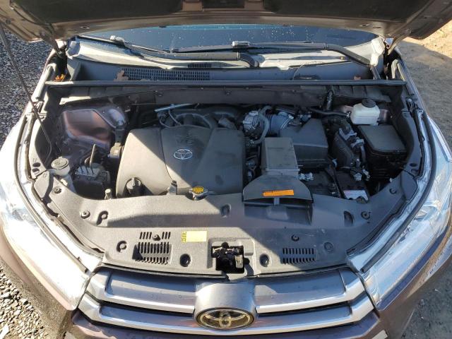 Photo 12 from auction – 2017 TOYOTA HIGHLANDER with VIN 5TDKZRFH1HS219235