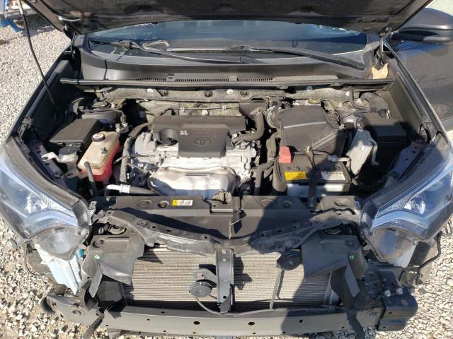 Photo 12 from auction – 2018 TOYOTA RAV4 LE with VIN JTMBFREV2JJ744873