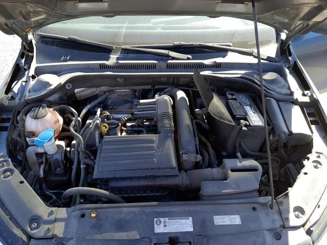 Photo 11 from auction – 2017 VOLKSWAGEN JETTA S with VIN 3VW2B7AJ3HM399740