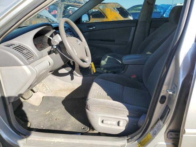 Photo 7 from auction – 2005 TOYOTA CAMRY LE with VIN 4T1BF30K05U618893
