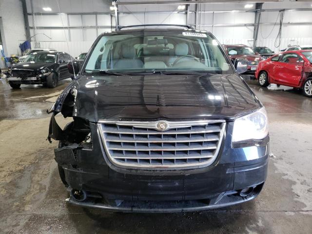 Photo 5 from auction – 2010 CHRYSLER TOWN & COU with VIN 2A4RR5D16AR249241