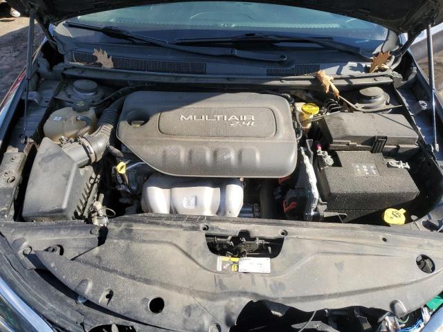 Photo 11 from auction – 2015 CHRYSLER 200 LIMITE with VIN 1C3CCCAB9FN688022