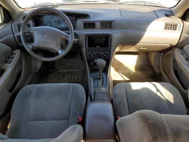 Photo 8 from auction – 2000 TOYOTA CAMRY CE with VIN 4T1BG22K8YU758912