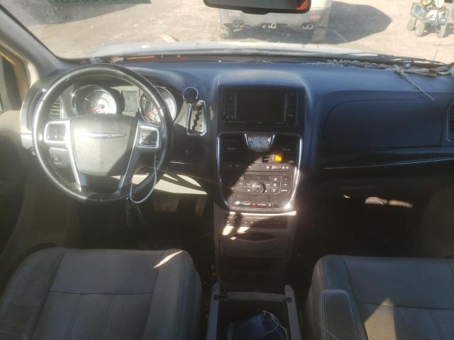 Photo 8 from auction – 2011 CHRYSLER TOWN & COU with VIN 2A4RR8DG4BR704546