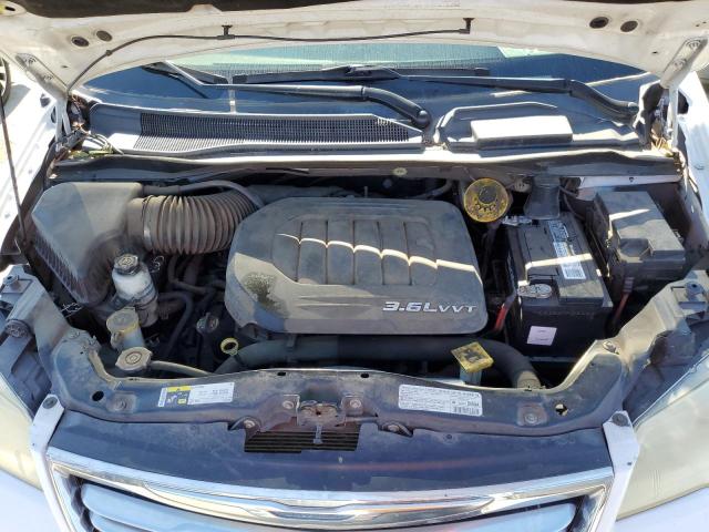 Photo 12 from auction – 2013 CHRYSLER TOWN & COU with VIN 2C4RC1BG7DR815239