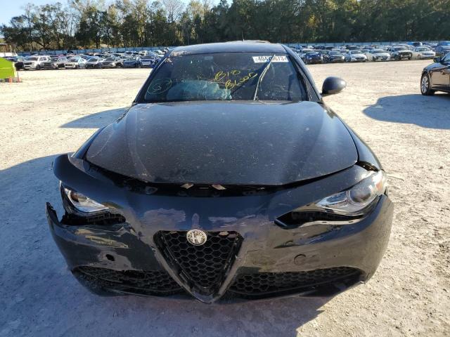 Photo 5 from auction – 2017 ALFA ROMEO GIULIA with VIN ZARFAEBN0H7528272