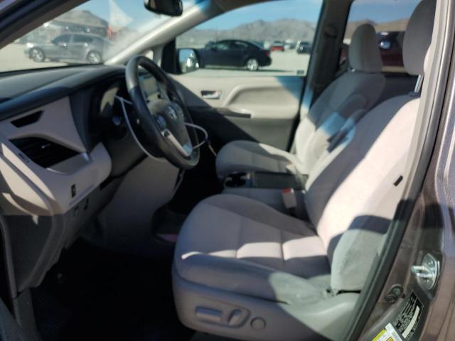 Photo 7 from auction – 2016 TOYOTA SIENNA LE with VIN 5TDKK3DC1GS741984