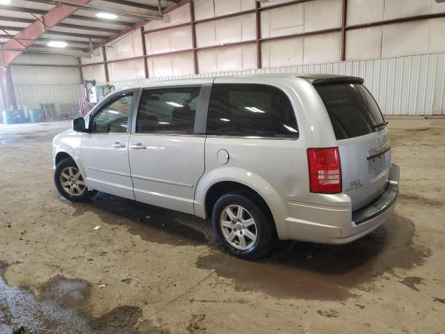 Photo 2 from auction – 2010 CHRYSLER TOWN & COU with VIN 2A4RR2D1XAR344688