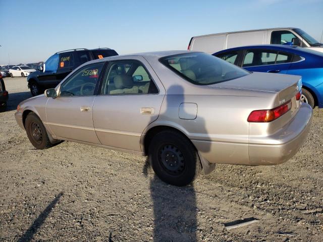 Photo 2 from auction – 1998 TOYOTA CAMRY CE with VIN 4T1BG22K2WU273355