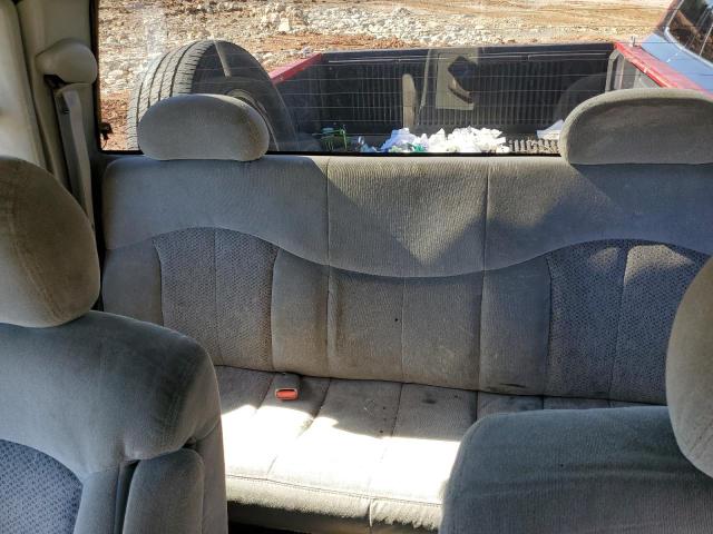 Photo 10 from auction – 2000 CHEVROLET SILVERADO with VIN 1GCEC19T1YZ210582