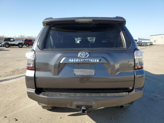Photo 6 from auction – 2018 TOYOTA 4RUNNER SR with VIN JTEBU5JR0J5571155