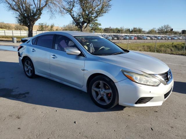Photo 4 from auction – 2016 NISSAN ALTIMA 2.5 with VIN 1N4AL3AP1GC127685