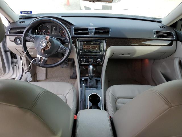 Photo 8 from auction – 2015 VOLKSWAGEN PASSAT SEL with VIN 1VWCV7A30FC090920