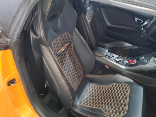 Photo 10 from auction – 2018 LAMBORGHINI HURACAN with VIN ZHWUR2ZF7JLA10917