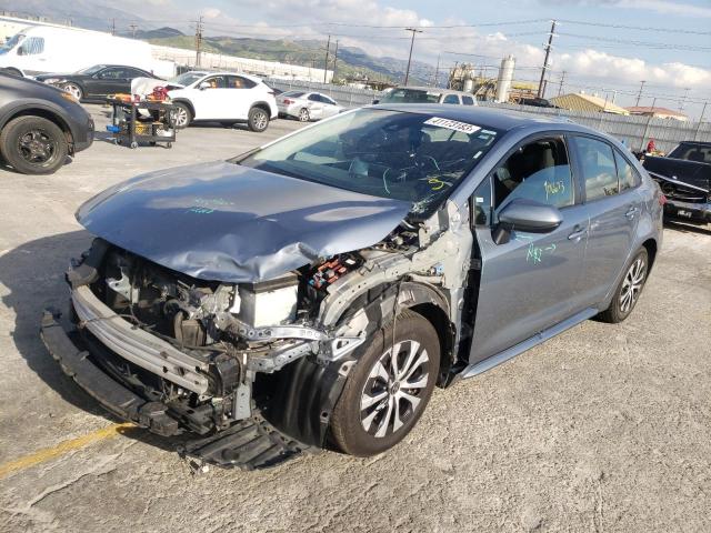 TOYOTA COROLLA LE 2021 with VIN JTDEAMDE0MJ027702 - Photo from auction