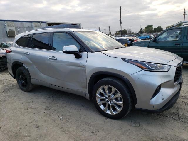 Photo 4 from auction – 2022 TOYOTA HIGHLANDER with VIN 5TDYZRAH6NS103204
