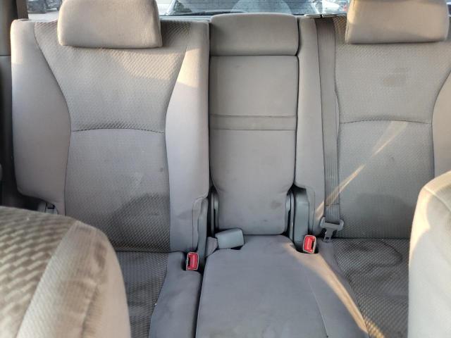 Photo 10 from auction – 2004 TOYOTA HIGHLANDER with VIN JTEEP21AX40051933