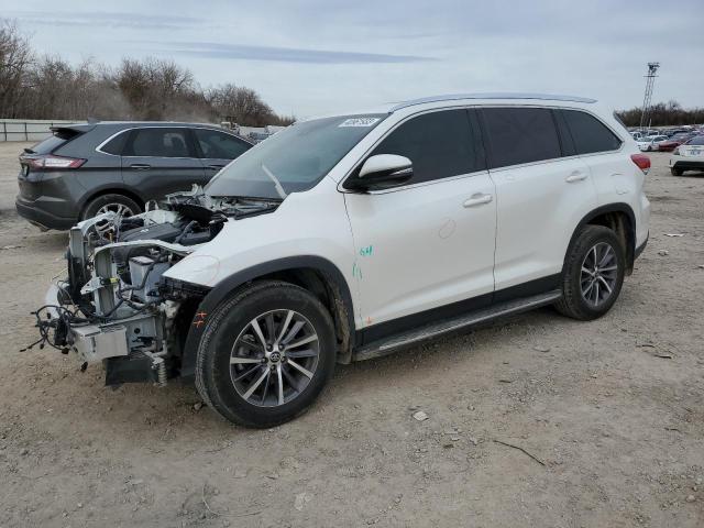 Photo 1 from auction – 2019 TOYOTA HIGHLANDER with VIN 5TDKZRFH1KS302915
