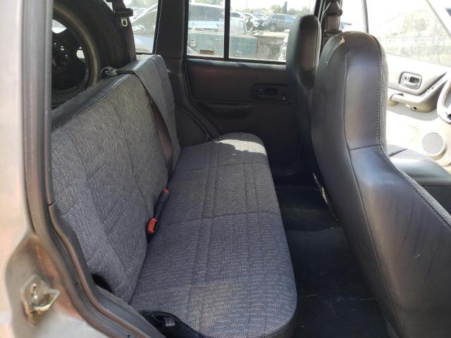Photo 10 from auction – 2000 JEEP CHEROKEE S with VIN 1J4FT48S6YL138354