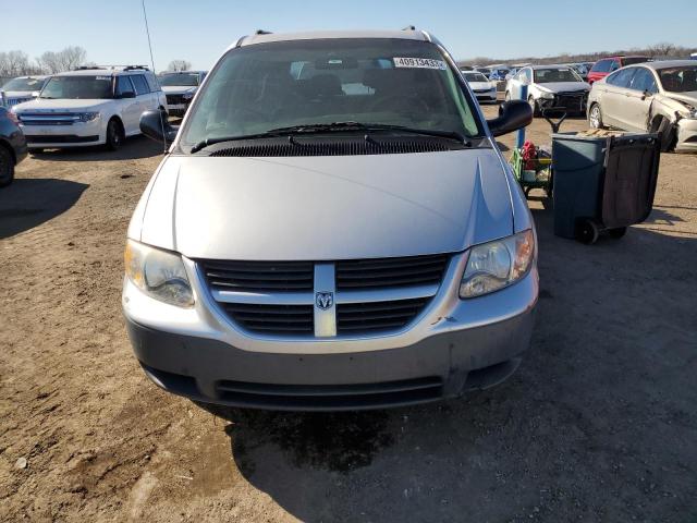 Photo 5 from auction – 2005 DODGE CARAVAN SE with VIN 1D4GP25R95B191588