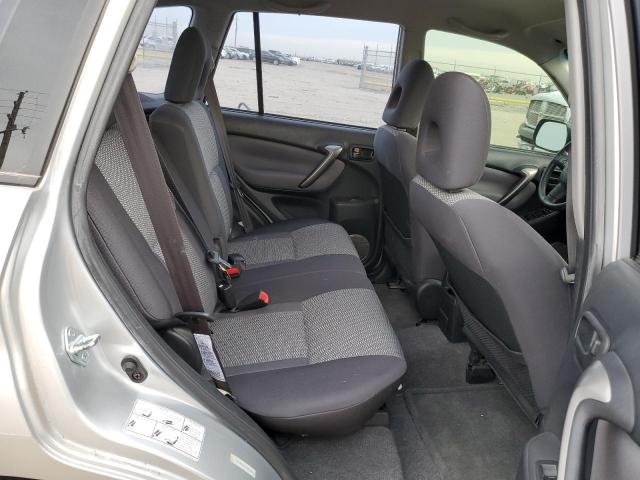 Photo 11 from auction – 2004 TOYOTA RAV4 with VIN JTEGD20V940033218