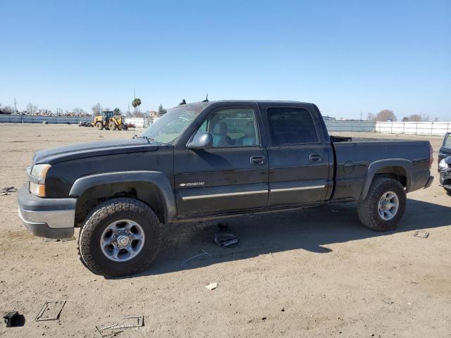 CHEVROLET SILVERADO 2003 with VIN 1GCGK13UX3F123934 - Photo from auction