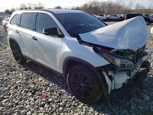 Photo 4 from auction – 2019 TOYOTA HIGHLANDER with VIN 5TDKZRFH7KS313806