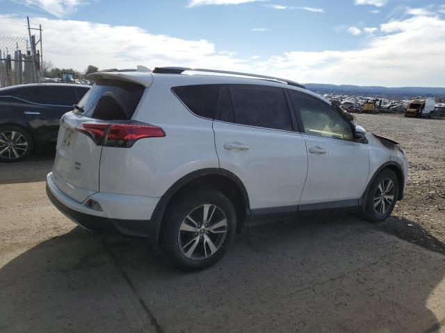 Photo 3 from auction – 2018 TOYOTA RAV4 ADVEN with VIN JTMRFREV7JJ253455