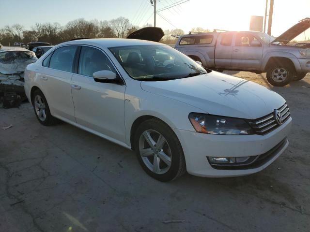 Photo 4 from auction – 2015 VOLKSWAGEN PASSAT S with VIN 1VWAT7A32FC113644