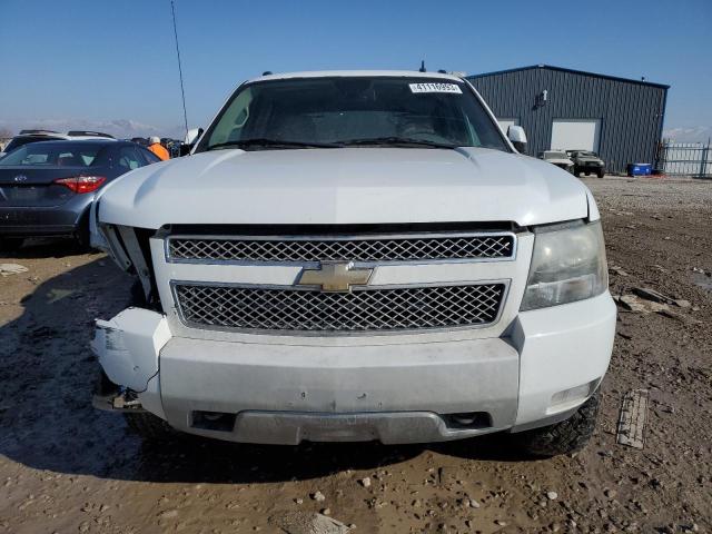 Photo 5 from auction – 2011 CHEVROLET AVALANCHE with VIN 3GNTKFE39BG143015
