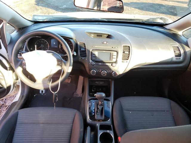 Photo 8 from auction – 2017 KIA FORTE LX with VIN 3KPFL4A73HE142642