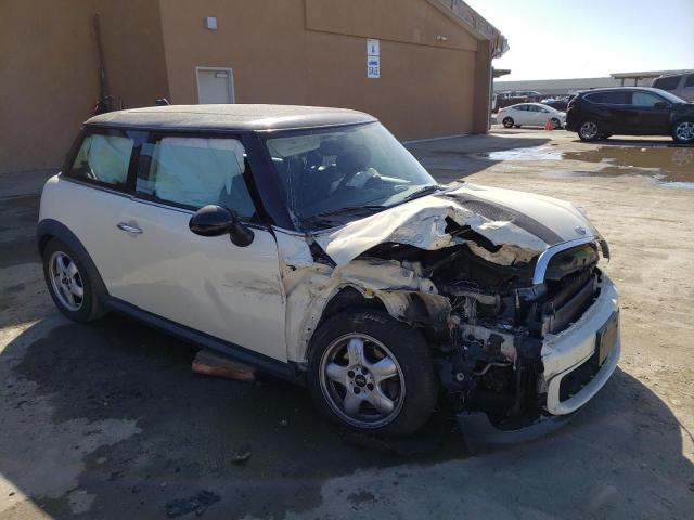 Photo 4 from auction – 2011 MINI COOPER with VIN WMWSU3C54BTX96420