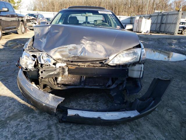 Photo 5 from auction – 2000 LEXUS ES 300 with VIN JT8BF28GXY5086127