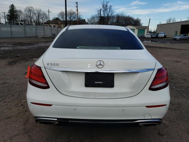 Photo 6 from auction – 2017 MERCEDES-BENZ E 300 with VIN WDDZF4JB5HA105089