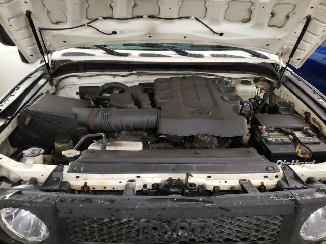 Photo 12 from auction – 2010 TOYOTA FJ CRUISER with VIN JTEBU4BF2AK078254