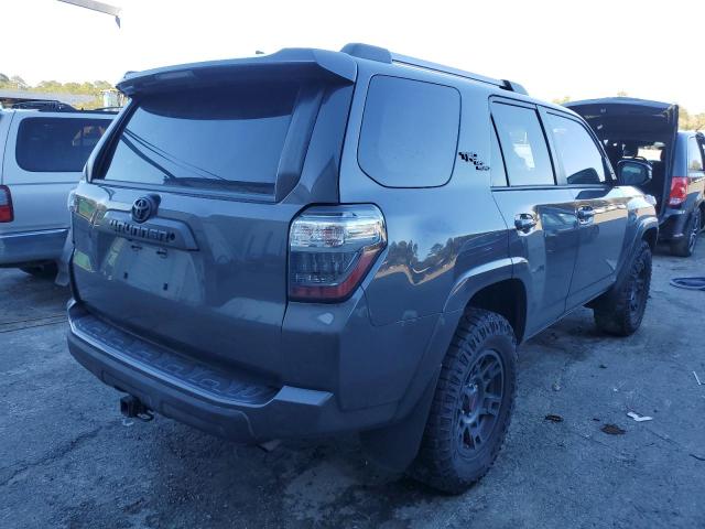 Photo 3 from auction – 2018 TOYOTA 4RUNNER SR with VIN JTEBU5JR6J5568017