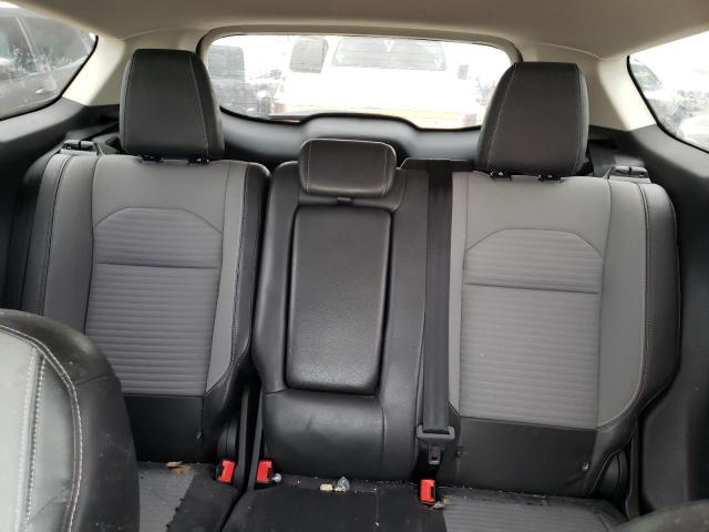 Photo 10 from auction – 2018 FORD ESCAPE SE with VIN 1FMCU0GD3JUA54571