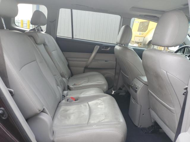 Photo 11 from auction – 2013 TOYOTA HIGHLANDER with VIN 5TDBK3EH2DS224442