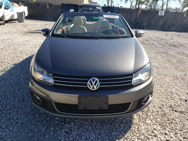 Photo 5 from auction – 2013 VOLKSWAGEN EOS KOMFOR with VIN WVWBW8AH5DV003785