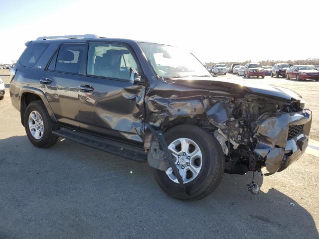 Photo 4 from auction – 2018 TOYOTA 4RUNNER SR with VIN JTEBU5JR0J5571155