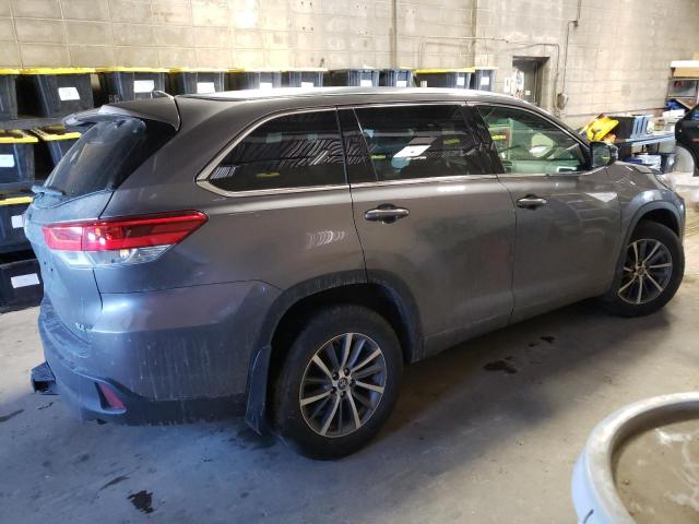 Photo 3 from auction – 2018 TOYOTA HIGHLANDER with VIN 5TDJZRFH2JS898109