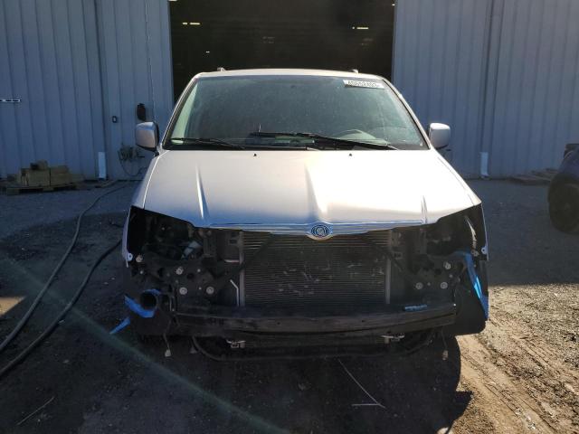 Photo 5 from auction – 2010 CHRYSLER TOWN & COU with VIN 2A4RR8DX6AR357316
